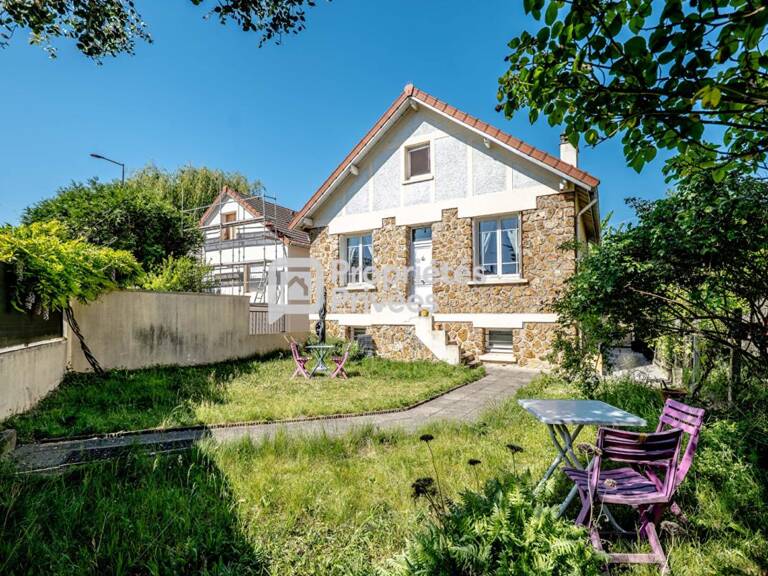 Maison familiale ensoleillée de 126m² habitable (161m² au sol) sur terrain de 294 m² à Cachan — photo 1