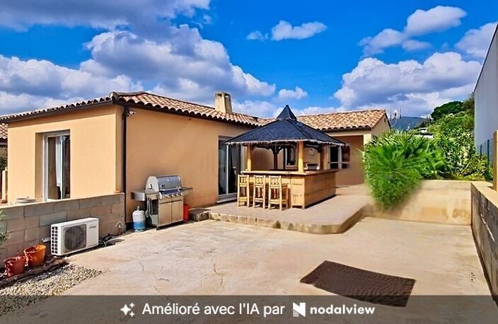 Villa de plain-pied de 91m² sur 398m² de terrain — photo 2