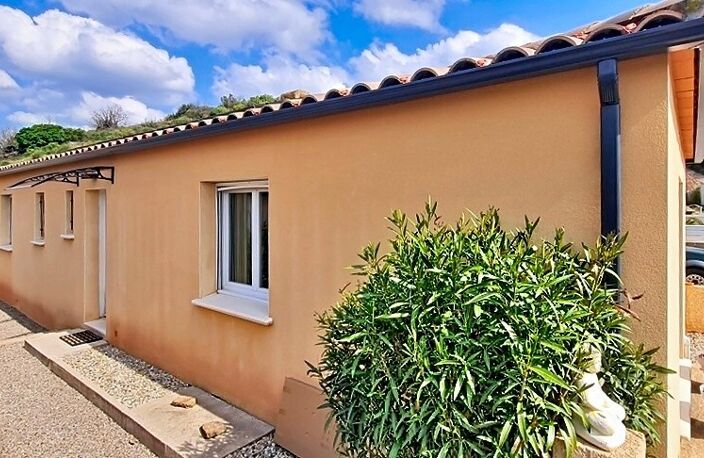 Villa de plain-pied de 91m² sur 398m² de terrain — photo 5
