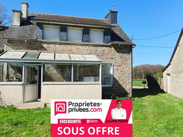 Exclusivité!! Côtes d'Armor. 22210 Plémet, Maison en pierres, 2 chambres, dépendances, garage et terrain — photo du bien