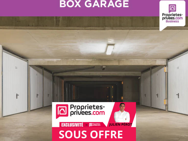 Exclusivité! Garage fermé, en extérieur, en copropriété. La Tour d'Auvergne. Quartier de La Ville Hellio — photo 1