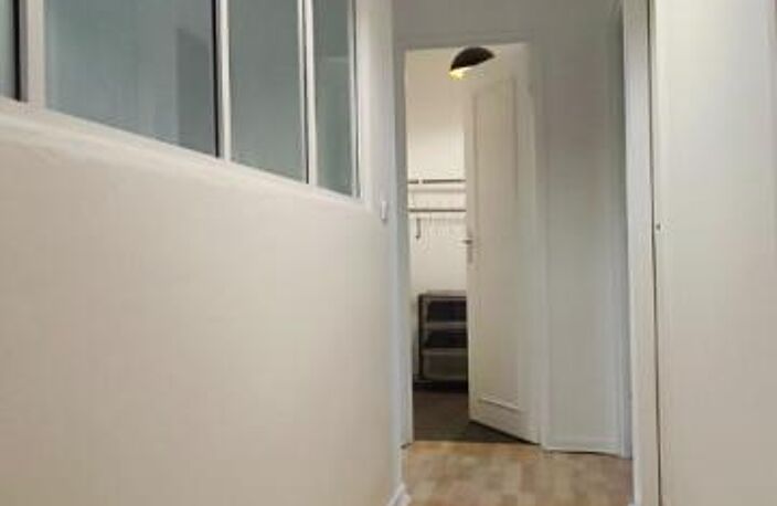 Exclusivité ! Vente interactive, APPEL d'OFFRES. Côtes d'Armor 22000 SAINT-BRIEUC. 2 lots, appartement 3 chambres avec cave et balcon — photo 3