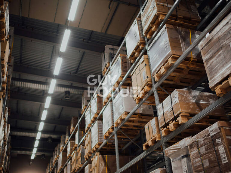 Entrepôt / Local industriel à louer à Compiègne - 190 m² — photo 1