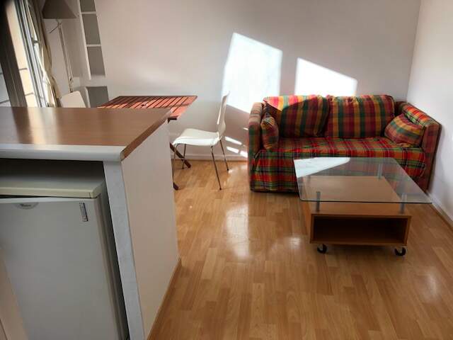 appartement 2 pièces vendu loué bail meublé 4ème étage — photo du bien