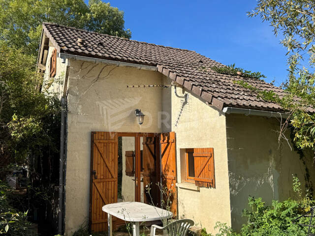 Belle opportunité pour cette maison d'env. 49 m² habitable sur son terrain de 840 m². — photo du bien