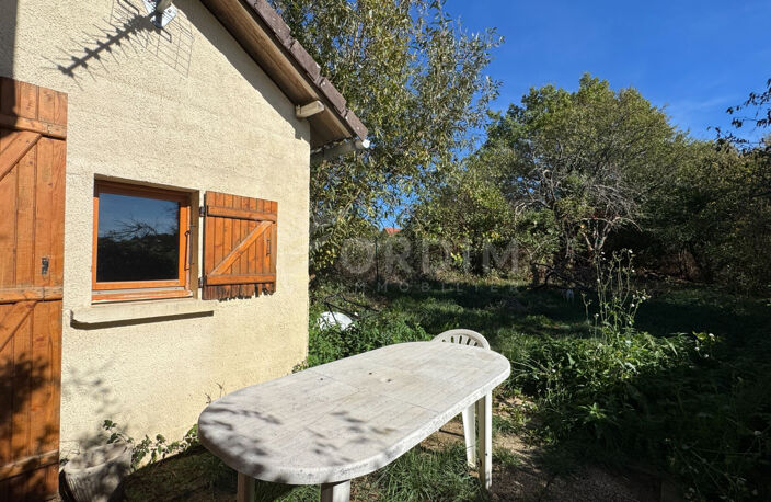 Belle opportunité pour cette maison d'env. 49 m² habitable sur son terrain de 840 m². — photo 2