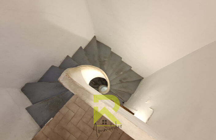 Maison de village de 95 m2 avec garage, balcon et cave au coe — photo 4
