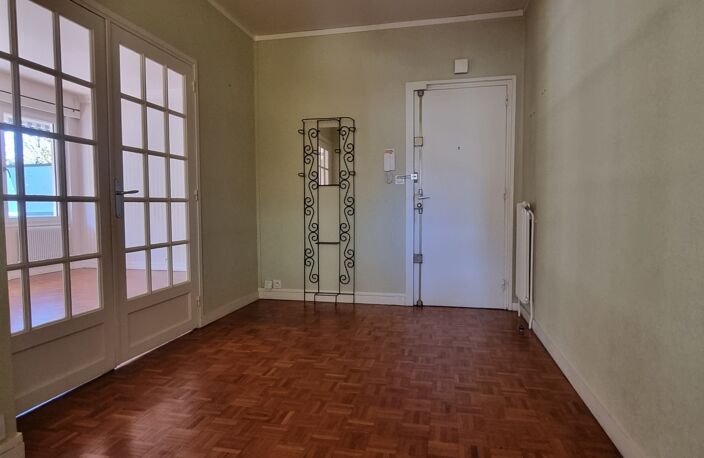 Vente Appartement 5 pièces — photo 2