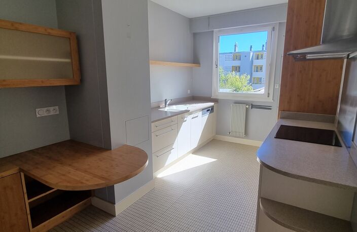 Vente Appartement 5 pièces — photo 3