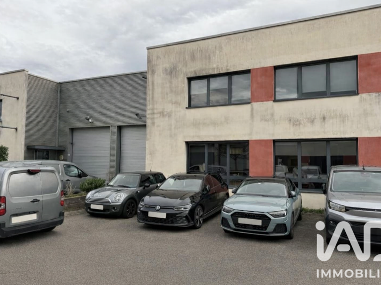 Vente Boutique/Local commercial 564 m&sup2; — photo 1