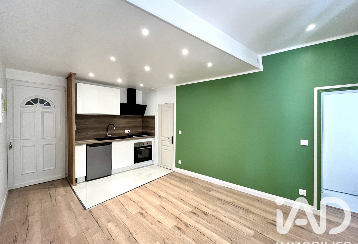 Vente Studio 1 pièce — photo 1