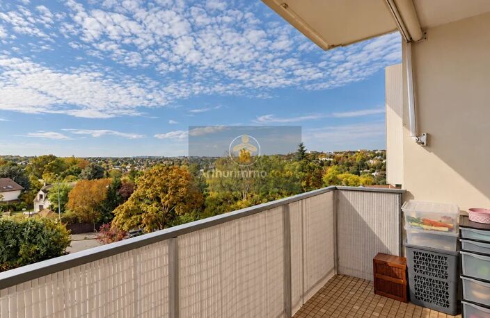 RARE - 5 pièces avec PARKING, balcon, cave, séjour double et 3 chambres — photo 3