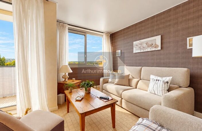 RARE - 5 pièces avec PARKING, balcon, cave, séjour double et 3 chambres — photo 4