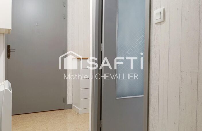 APPARTEMENT T2 RÉNOVÉ AVEC TERRASSE PRIVATIVE — photo 3