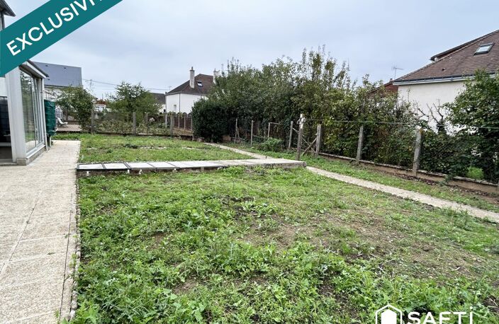 Maison familiale sur sous-sol total et jardin clos — photo 3