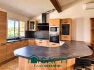 Ensemble immobilier avec piscine au pied du Canigou — photo 4