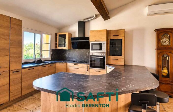 Ensemble immobilier avec piscine au pied du Canigou — photo 4