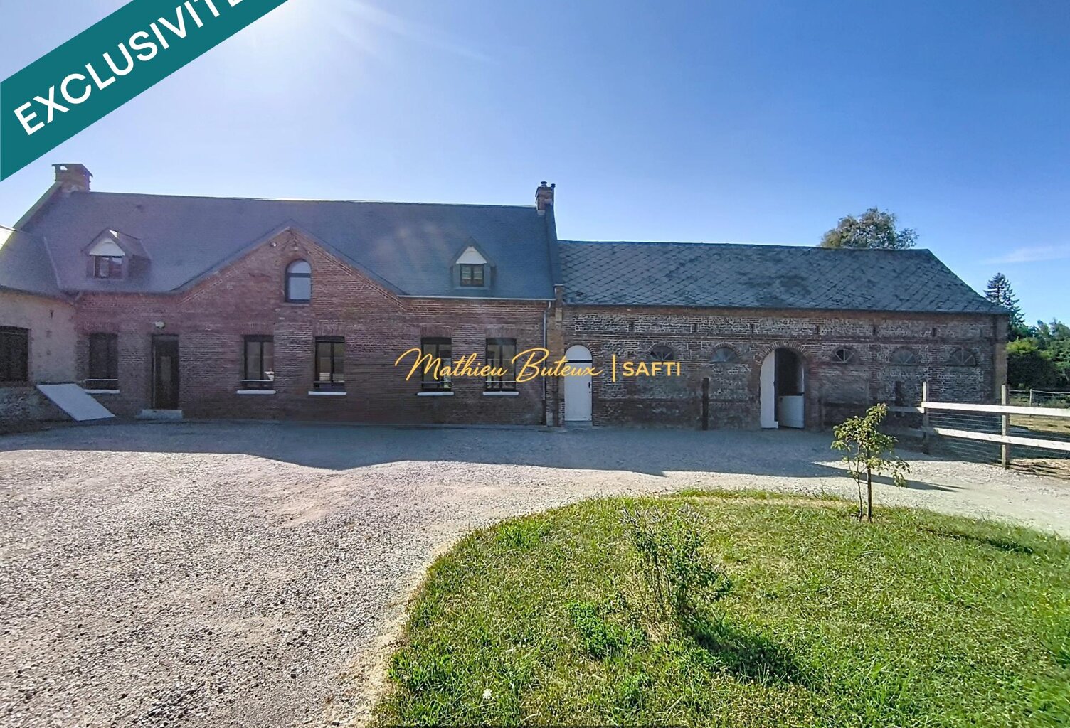 Propriété rénovée d'exception avec gîte et grange — photo 1