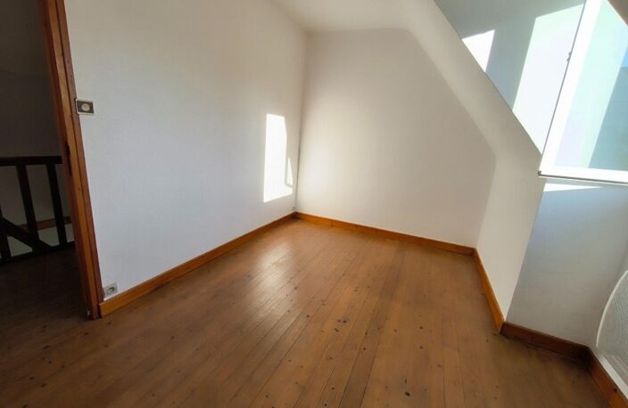 Maison au calme dans une impasse — photo 4