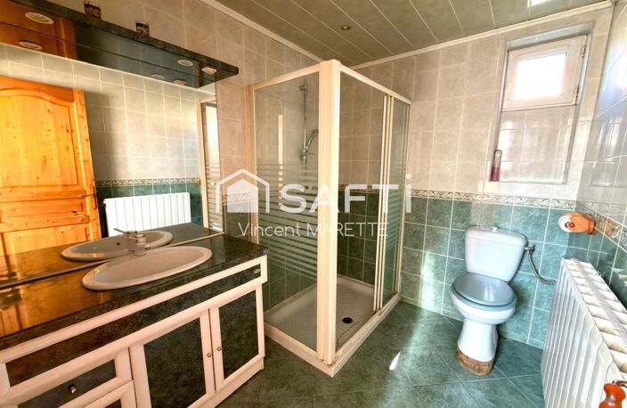 110 m² à réinventer, trois chambres et de nombreuses dépendances — photo 5