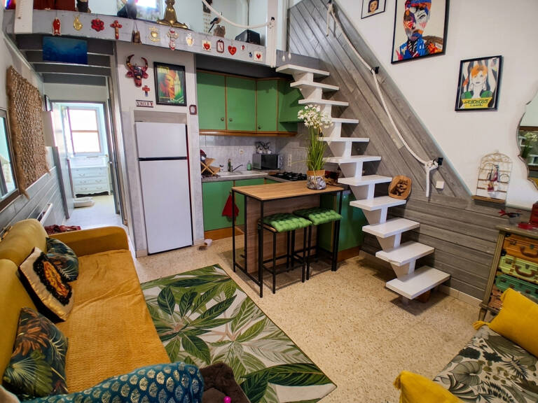 Maison avec jardin et place de parking — photo 1