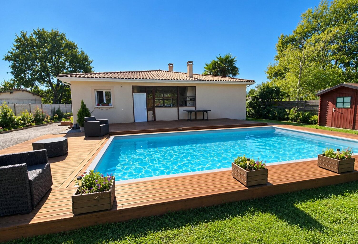 Maison familiale avec piscine et beaux volumes — photo 1