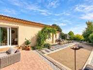 Villa de plain-pied, 5 chambres, piscine, sur 1 800 m² environ  Roquebrune-sur-Argens — photo 3