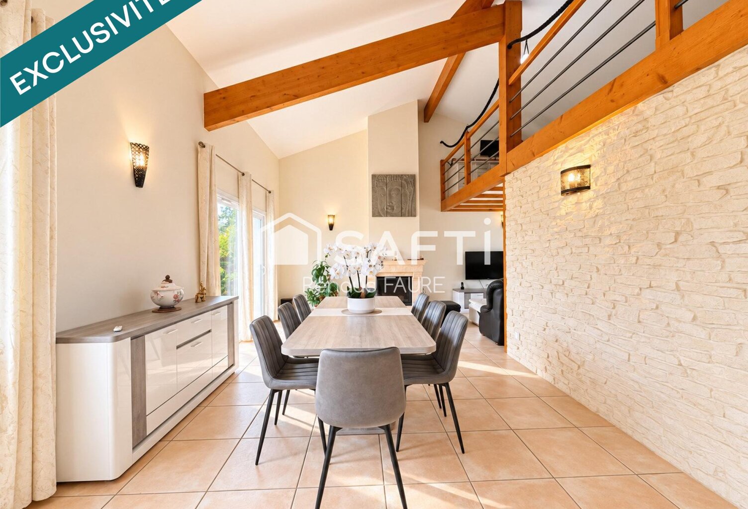 Maison traditionnelle T5 de 158 m² — photo 1