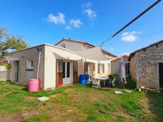 Maison d'habitation avec terrain constructible — photo du bien