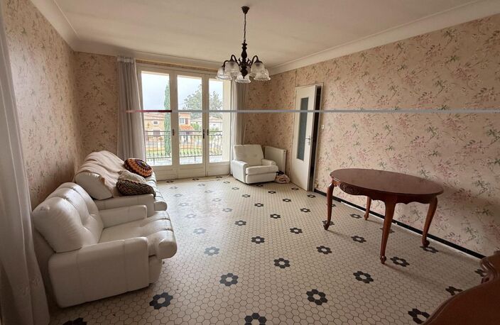 Maison de village de 122 m² avec grand garage, balcon et vue dégagée sur la campagne — photo 4