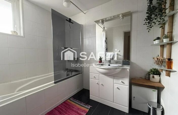 Maison rénovée en 2022, prête à poser ses meubles avec patio agréable sur la parcelle — photo 5