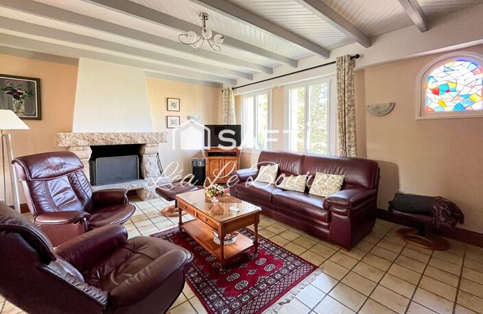 Maison familiale avec jardin, sous-sol complet et garage indépendant  Proche de toutes les commodités. — photo 3