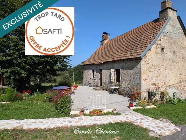 Jolie maison auvergnate avec grange et terrain — photo du bien
