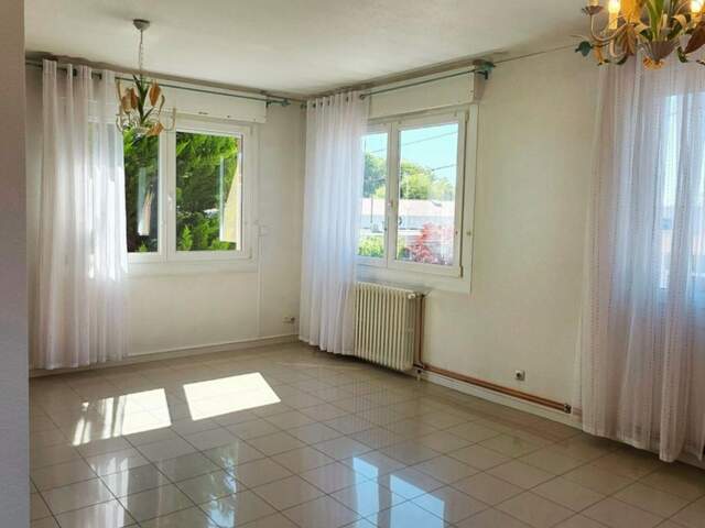 Appartement T4 75m², rue Lyautey, 2 parkings, accès privatif — photo du bien