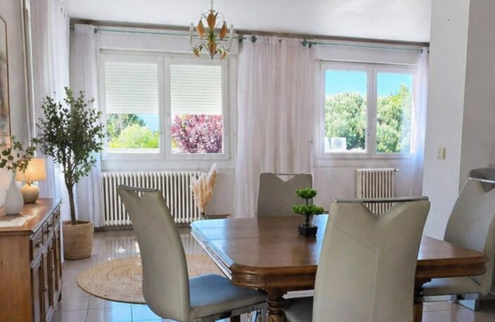 Appartement T4 75m², rue Lyautey, 2 parkings, accès privatif — photo 2