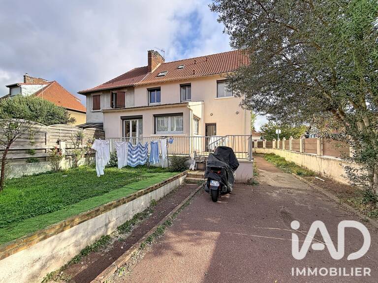 Vente Maison/villa 8 pièces — photo 1