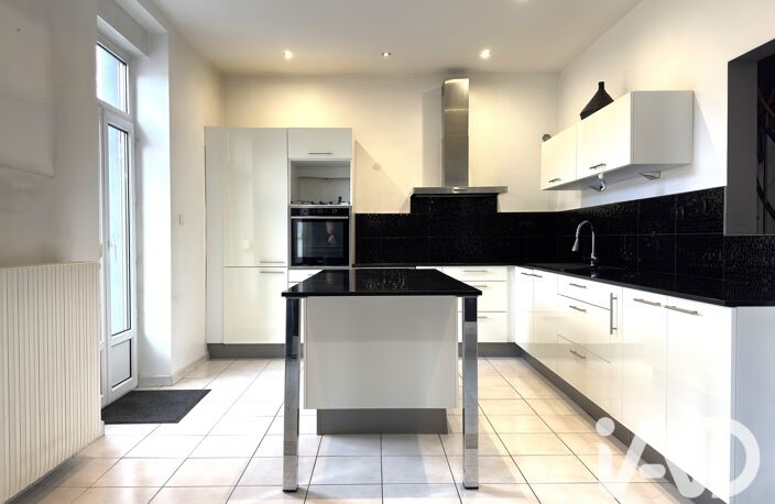 Vente Maison/villa 5 pièces — photo 3