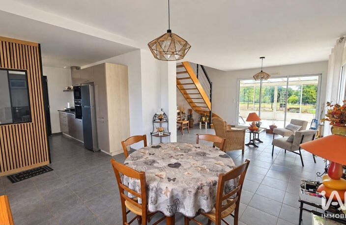 Vente Maison/villa 6 pièces — photo 2