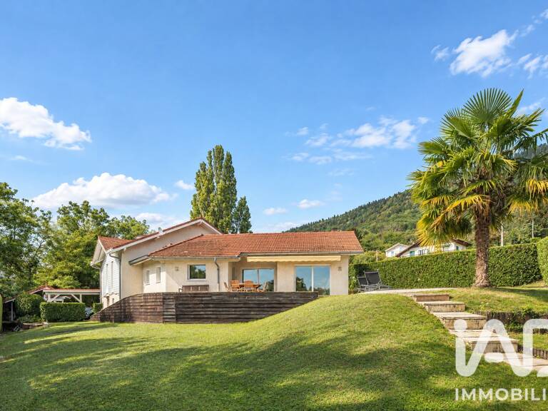 Vente Maison/villa 8 pièces — photo 1