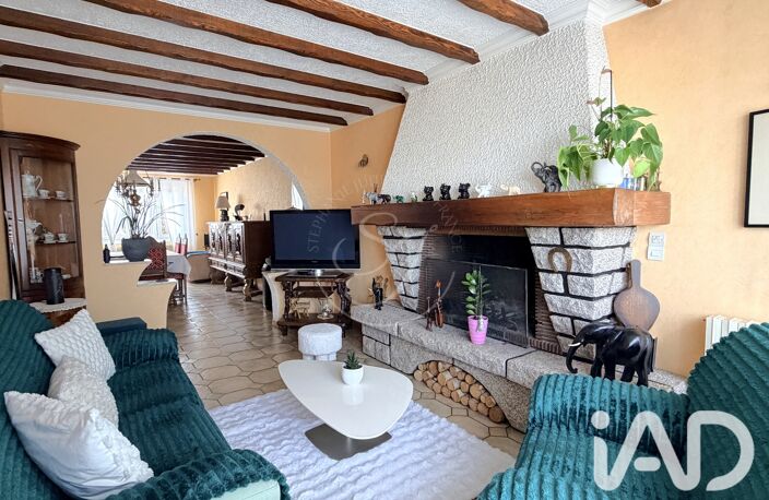 Vente Maison/villa 7 pièces — photo 2