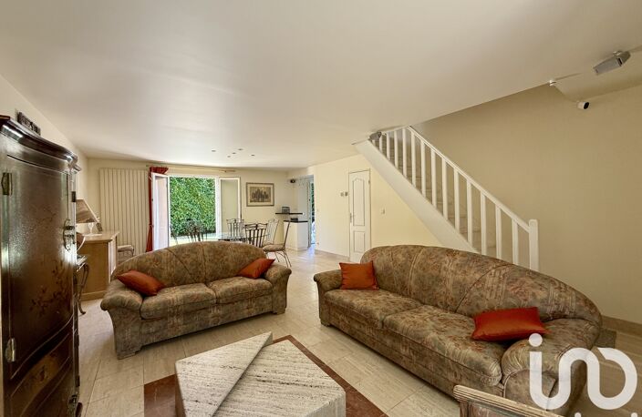 Vente Maison/villa 7 pièces — photo 2