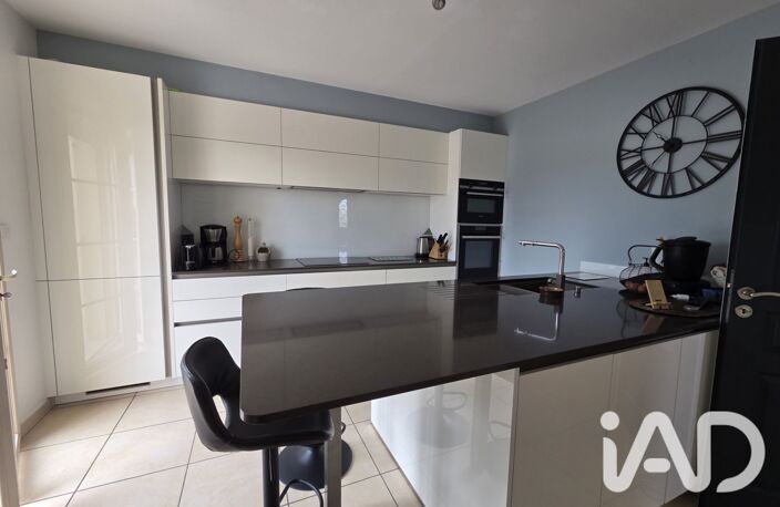 Vente Maison/villa 6 pièces — photo 2