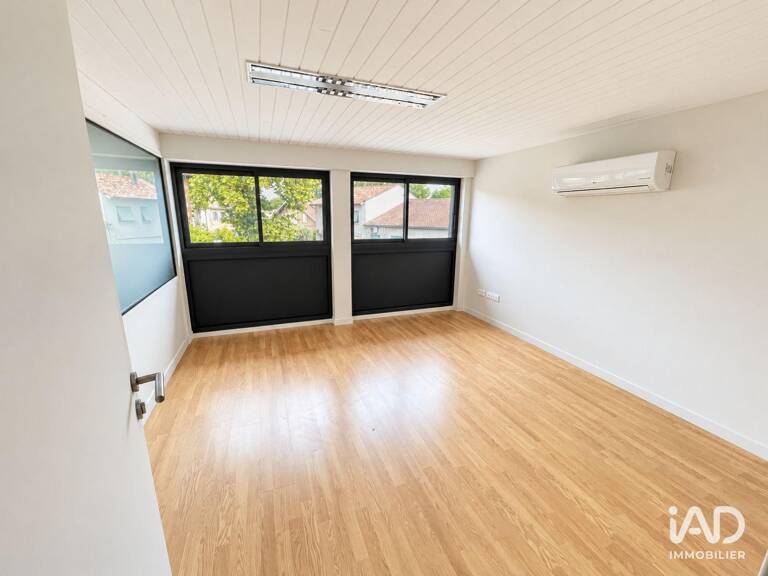 Location Bureaux 15 m&sup2; — photo 1