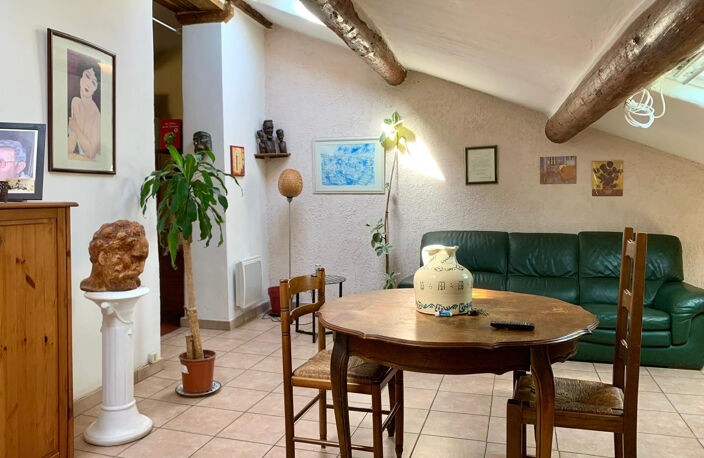 IMMEUBLE en pleine propriété - Penne sur Huveaune — photo 4