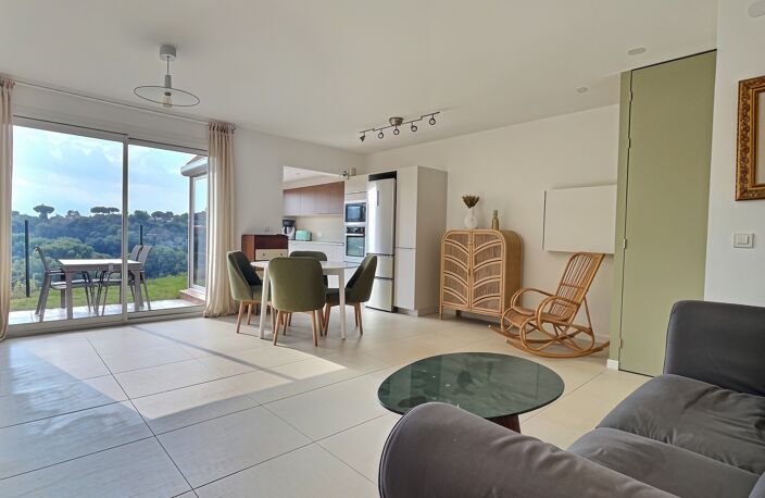Villa T3 avec Vue Mer, Plein Sud & Piscine à Cagnes-sur-Mer — photo 3