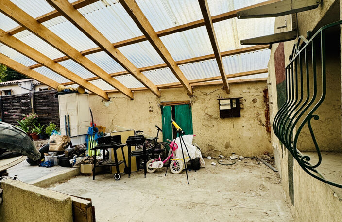 TOURRETTE-LEVENS   CENTRE DU VILLAGE   APPARTEMENT À RÉINVENTER AVEC FORT POTENTIEL — photo 3