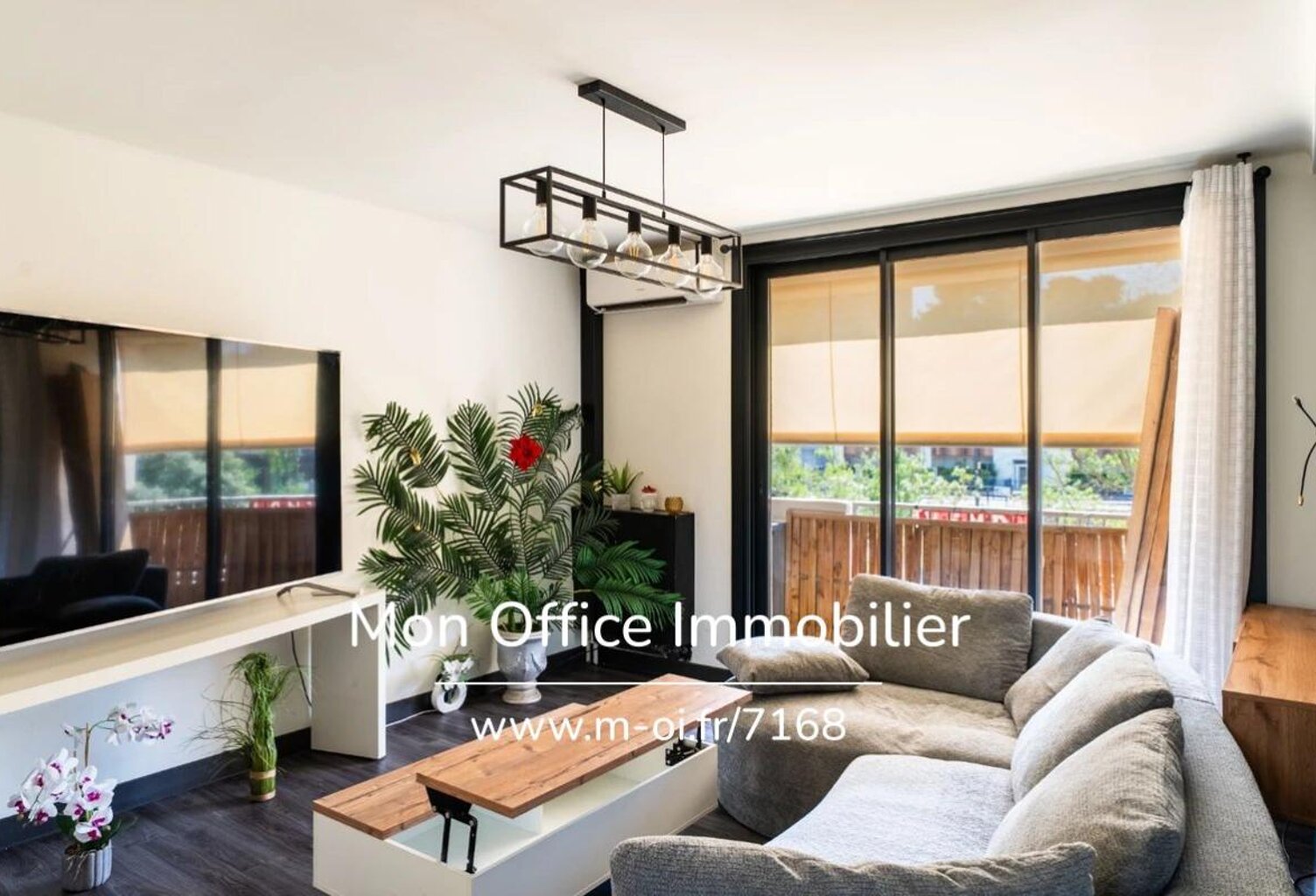 Référence : 7168-GBE. - Appartement 4 pièces avec balcons, cave et  ascenseur — photo 1