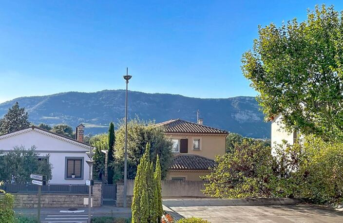 T4 traversant avec balcon, loggia, ascenseur et garage motorisé – Maurice Faure à deux pas de Pic — photo 2