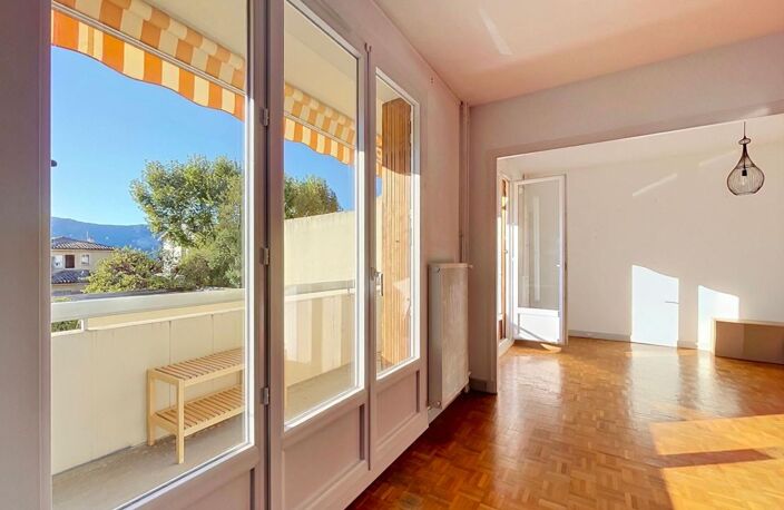 T4 traversant avec balcon, loggia, ascenseur et garage motorisé – Maurice Faure à deux pas de Pic — photo 3