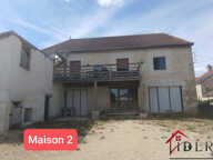 ENSEMBLE IMMOBILIER COMPOSE DE 3 MAISONS — photo 2